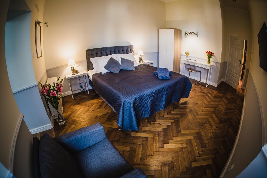 كراكوفيا Angel House Aparthotel المظهر الخارجي الصورة